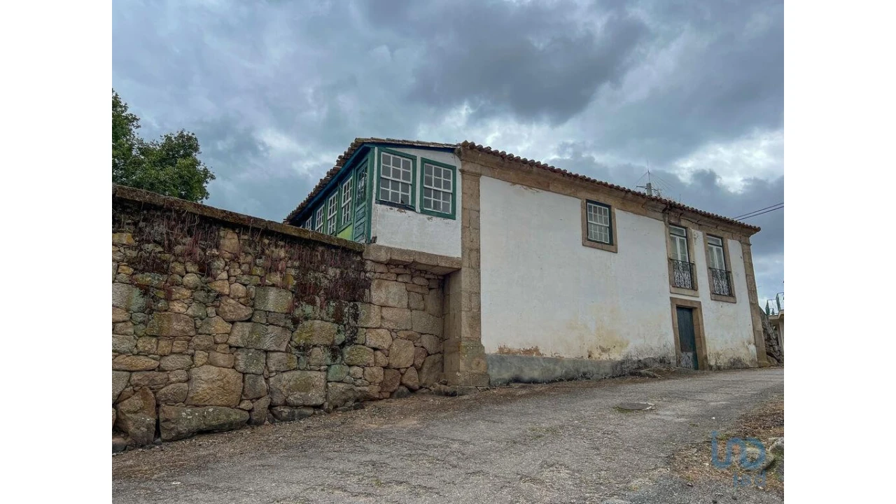 Moradia T3 para Venda em Cotimos Foto 1