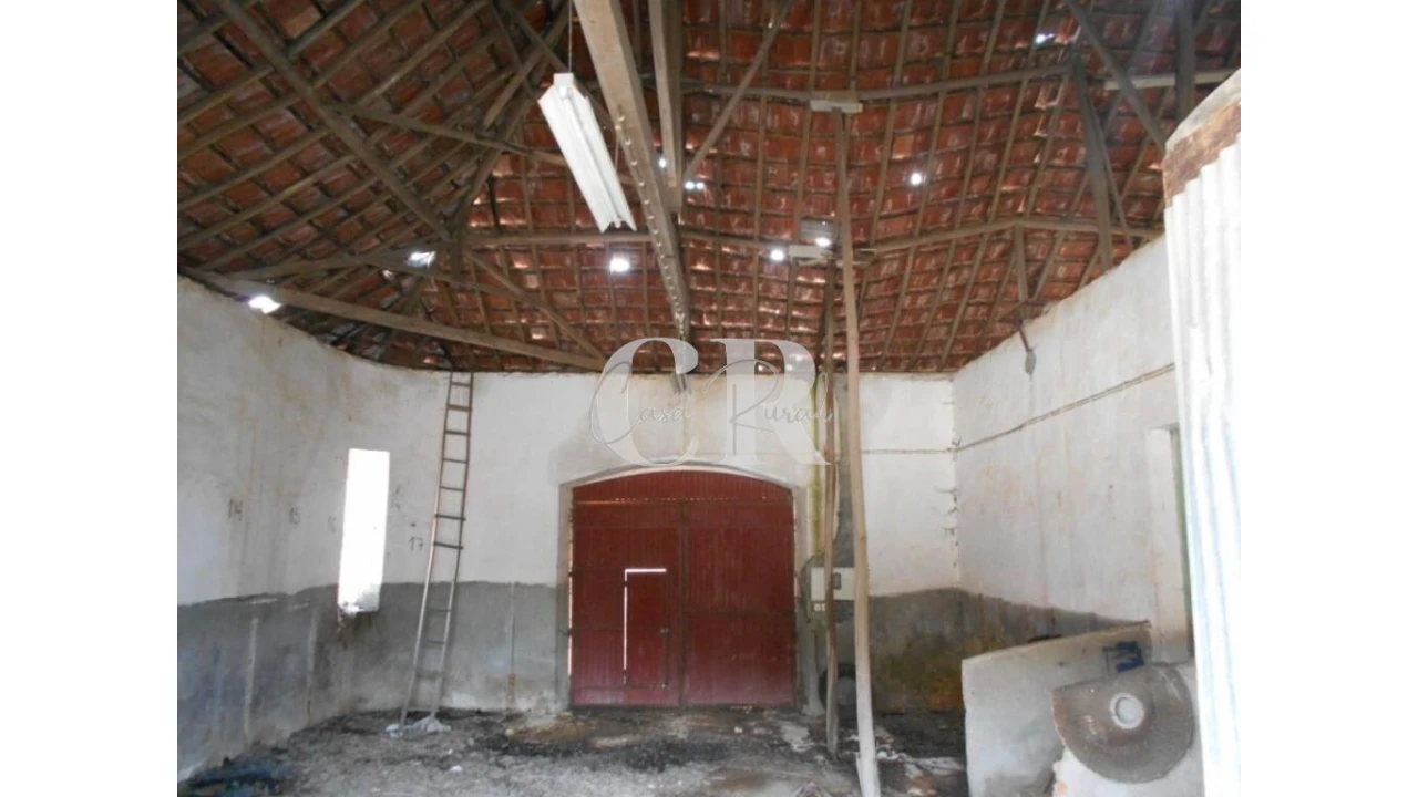 Armazém para Venda em Pousaflores Foto 15