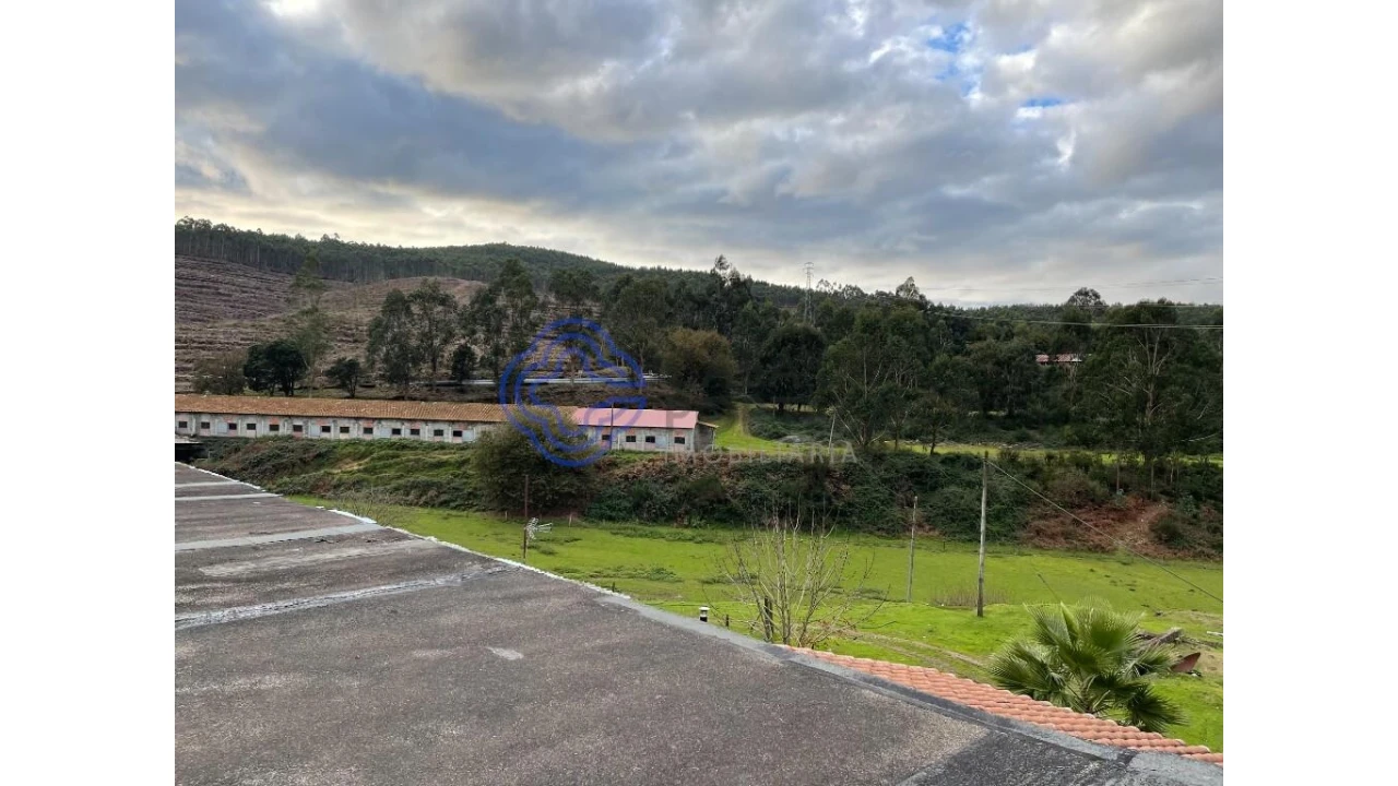 Quinta T5 para Venda em Vilar de Mouros Foto 7