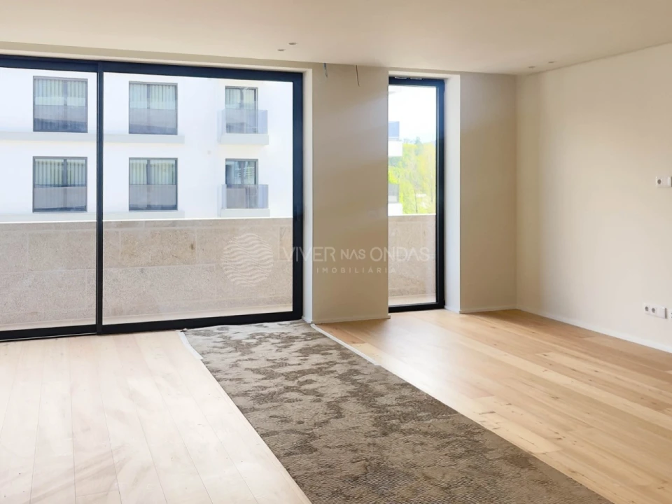 Apartamento T2 para Venda em Creixomil Foto 9