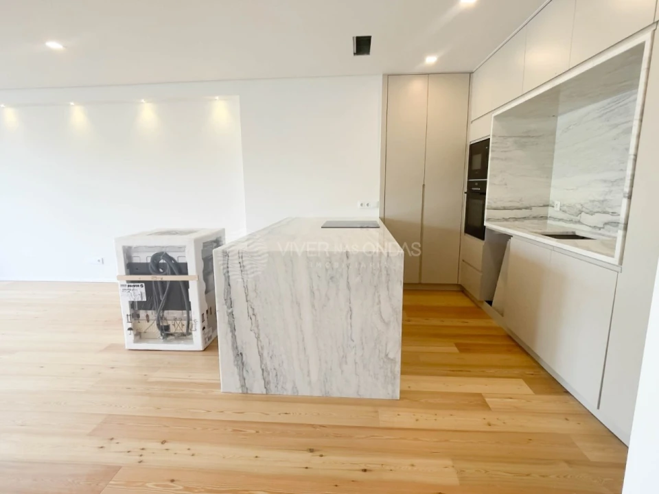 Apartamento T2 para Venda em Creixomil Foto 10