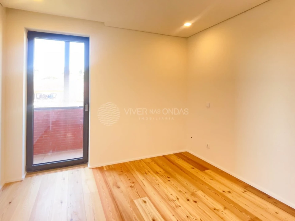 Apartamento T2 para Venda em Creixomil Foto 20