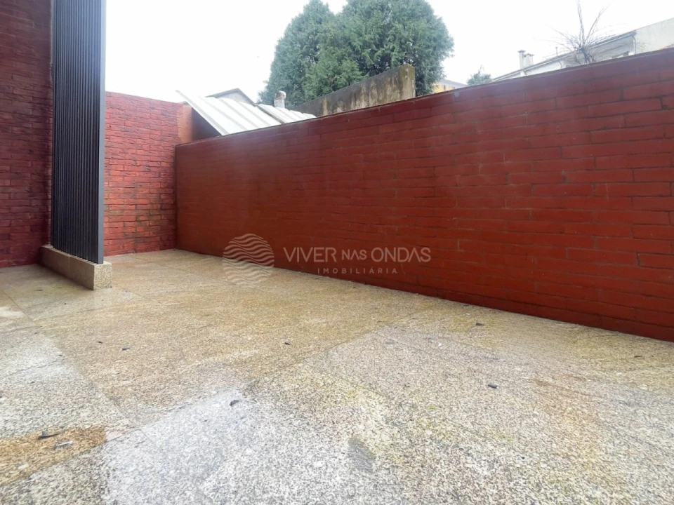 Apartamento T2 para Venda em Creixomil Foto 23