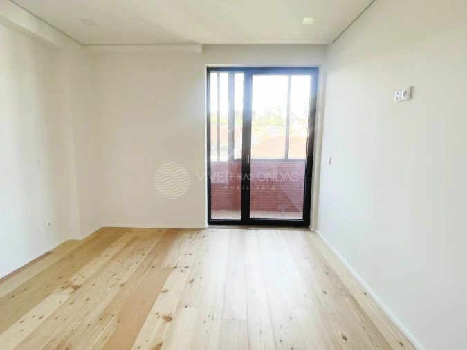 Apartamento T2 para Venda em Creixomil Foto 14