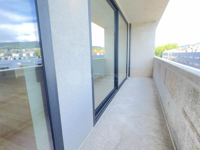 Apartamento T2 para Venda em Creixomil Foto 15