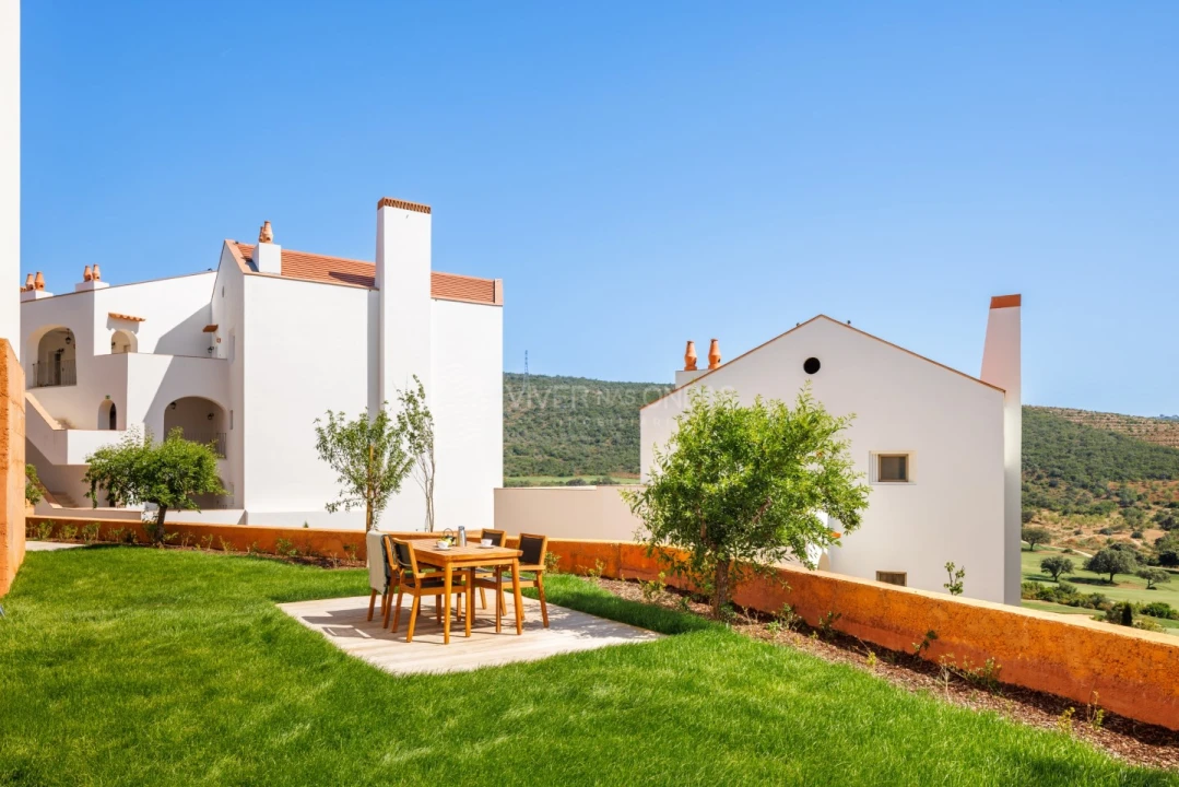 Apartamento T1 para Venda em Querença, Tôr e Benafim Foto 3