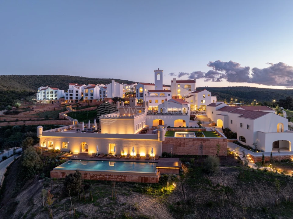 Apartamento T1 para Venda em Querença, Tôr e Benafim Foto 32