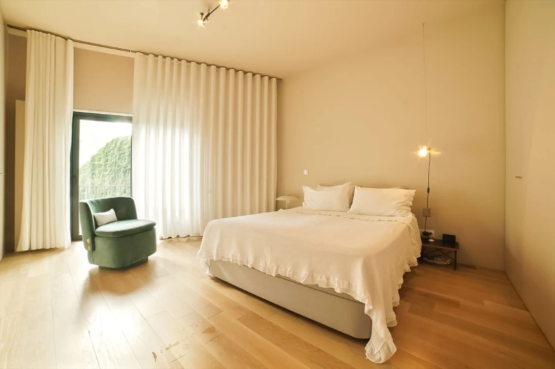 Apartamento T2 para Venda em Lordelo do Ouro e Massarelos Foto 13