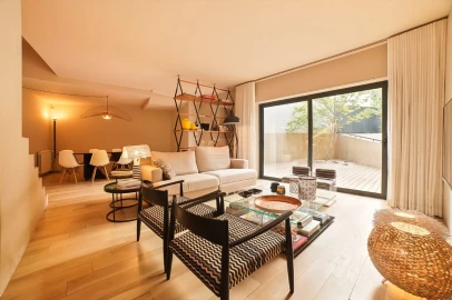 Apartamento T2 para Venda em Lordelo do Ouro e Massarelos