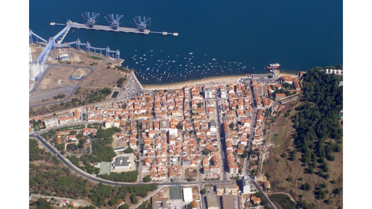 Terreno para Venda em Caparica e Trafaria Foto 10