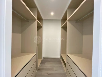 Moradia T4 para Venda em Corroios