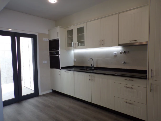 Apartamento T2 para Venda em Sesimbra (Castelo) Foto 6
