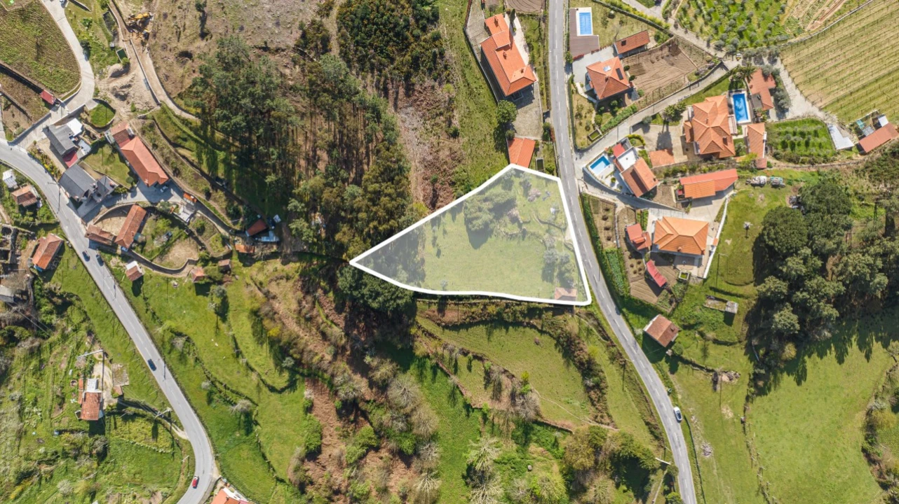 Terreno para Venda em Penhalonga e Paços de Gaiolo Foto 17