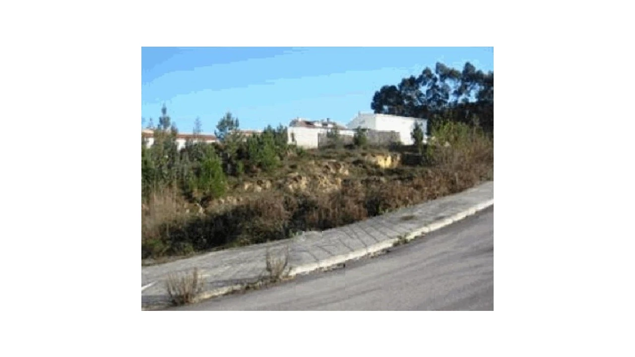 Terreno para Venda em Gondifelos, Cavalões e Outiz Foto 3