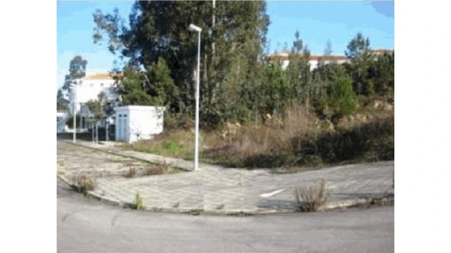 Terreno para Venda em Gondifelos, Cavalões e Outiz Foto 1