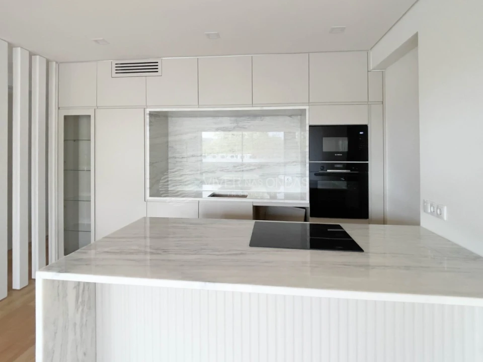 Apartamento T2 para Venda em Creixomil Foto 4