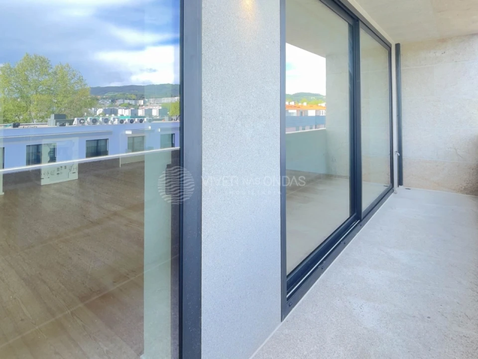 Apartamento T2 para Venda em Creixomil Foto 12