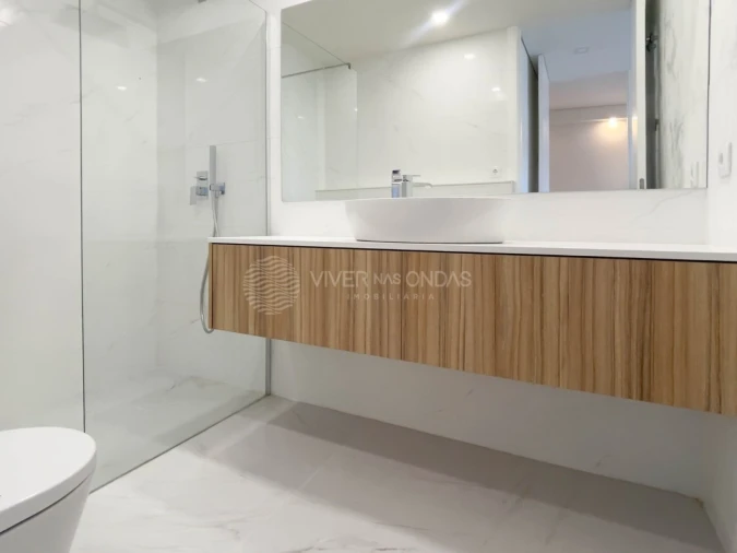 Apartamento T2 para Venda em Creixomil Foto 15