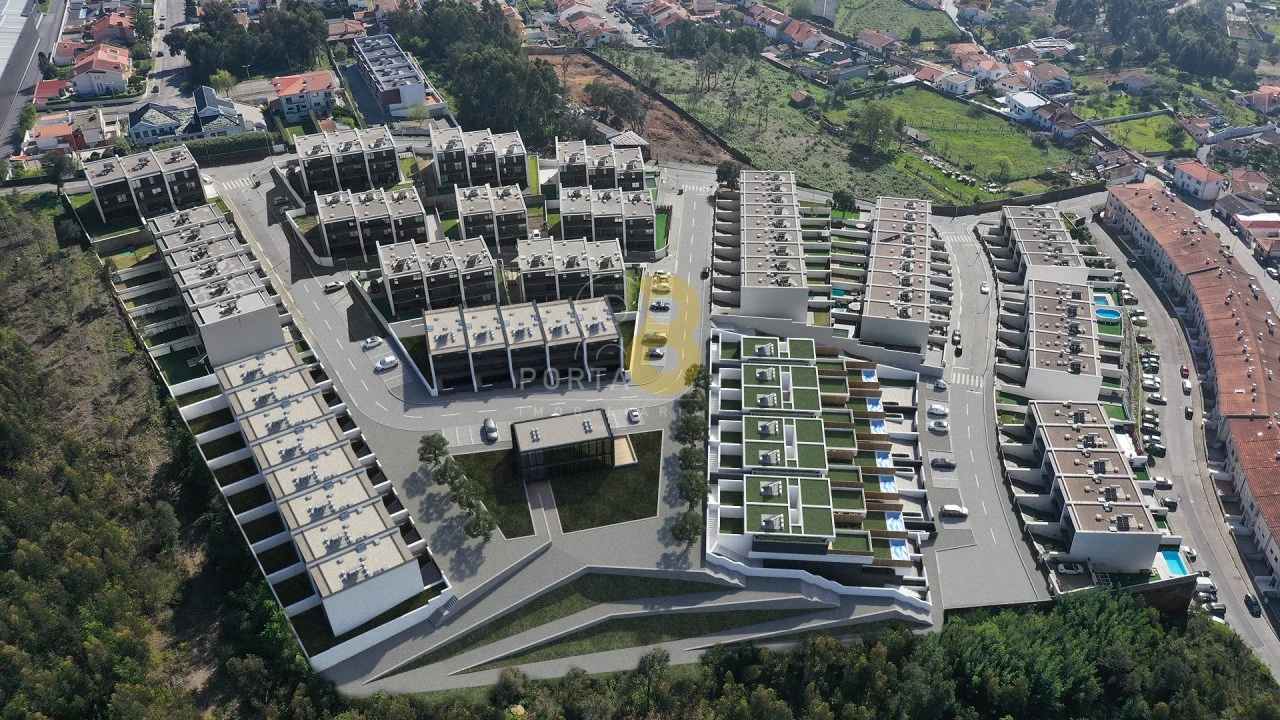 Terreno para Venda em Grijó e Sermonde Foto 2