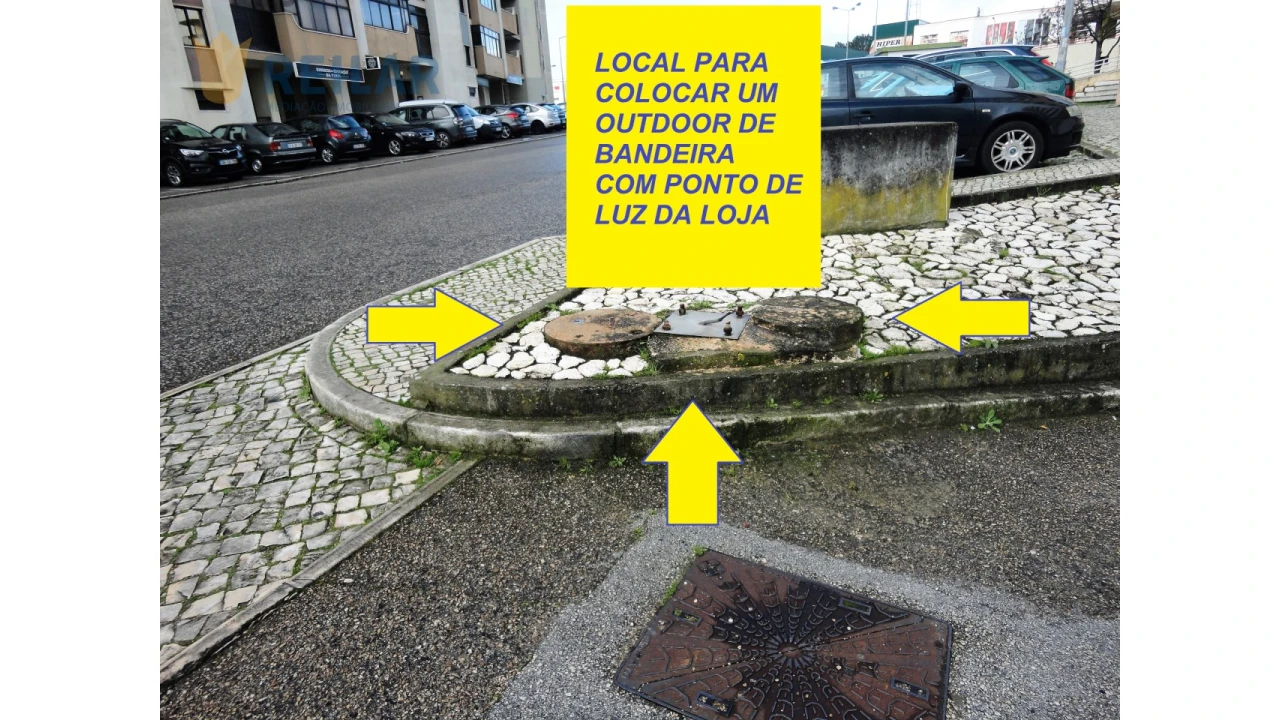 Loja para Venda em Póvoa de Santa Iria e Forte da Casa Foto 16