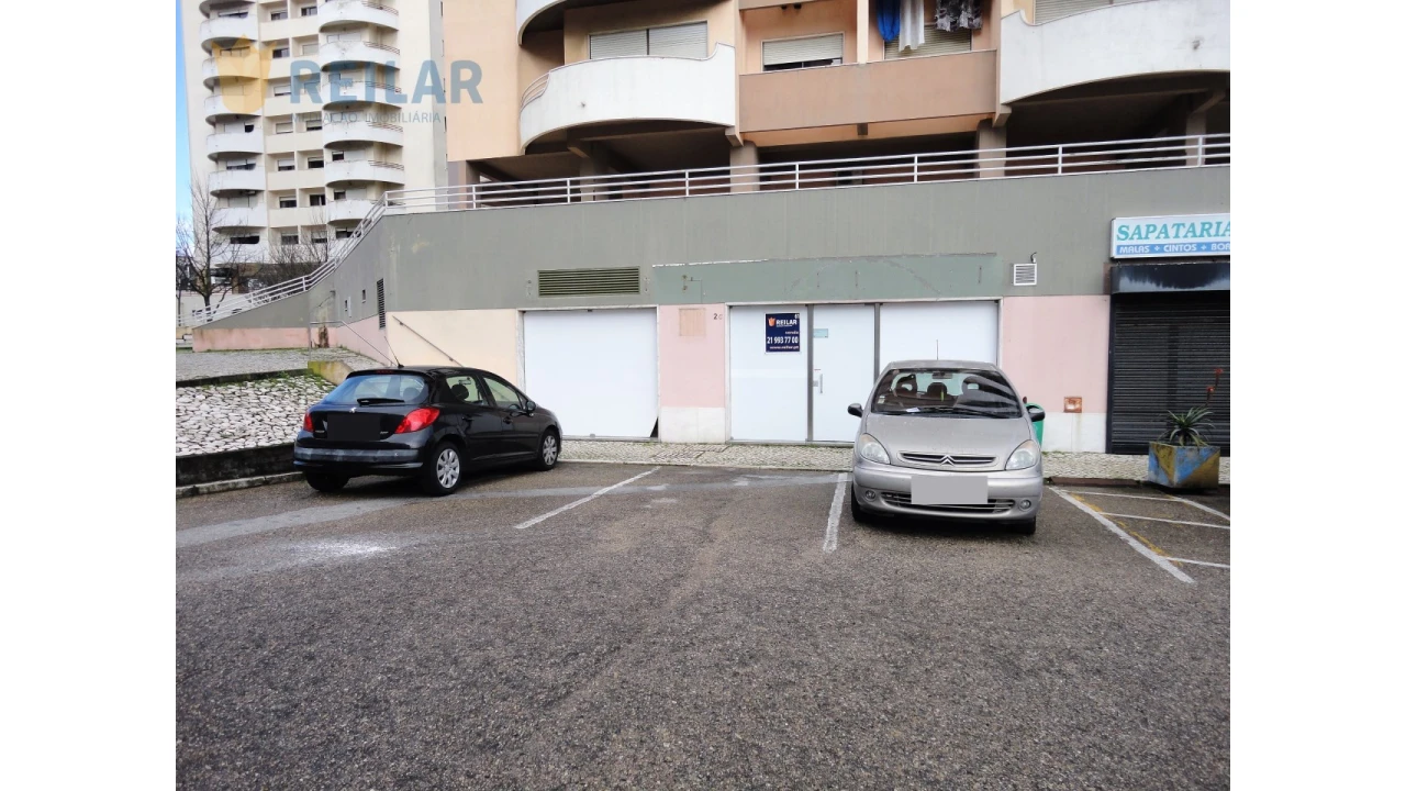 Loja para Venda em Póvoa de Santa Iria e Forte da Casa Foto 17