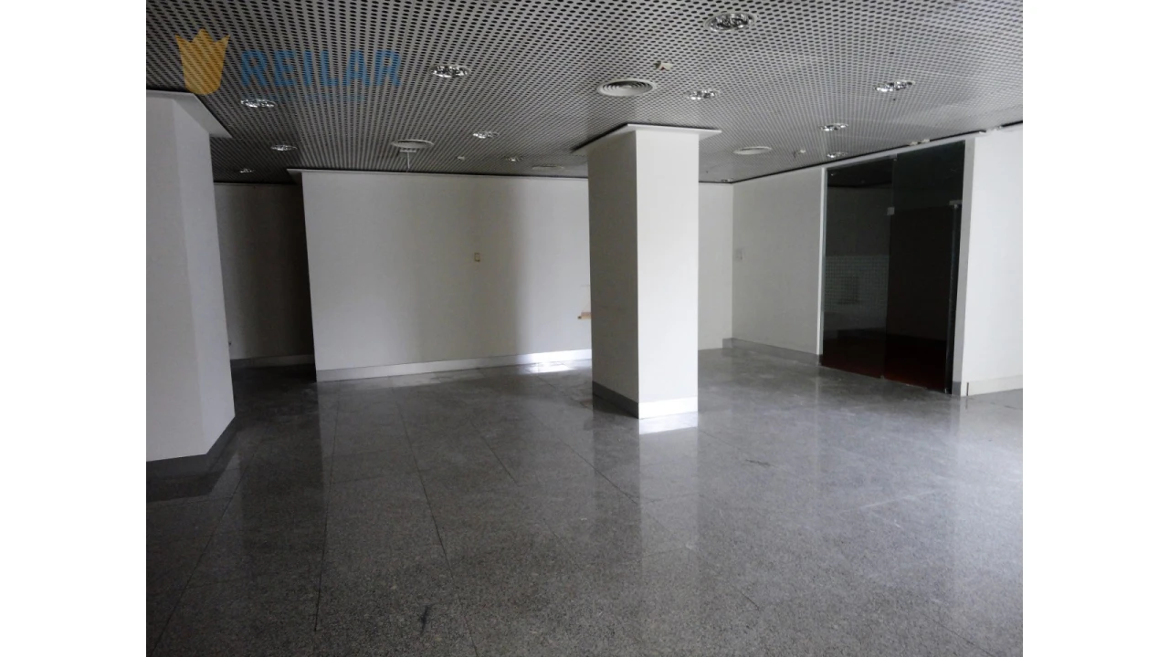 Loja para Arrendamento em Póvoa de Santa Iria e Forte da Casa Foto 8