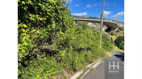 Terreno para Venda em Santa Cruz