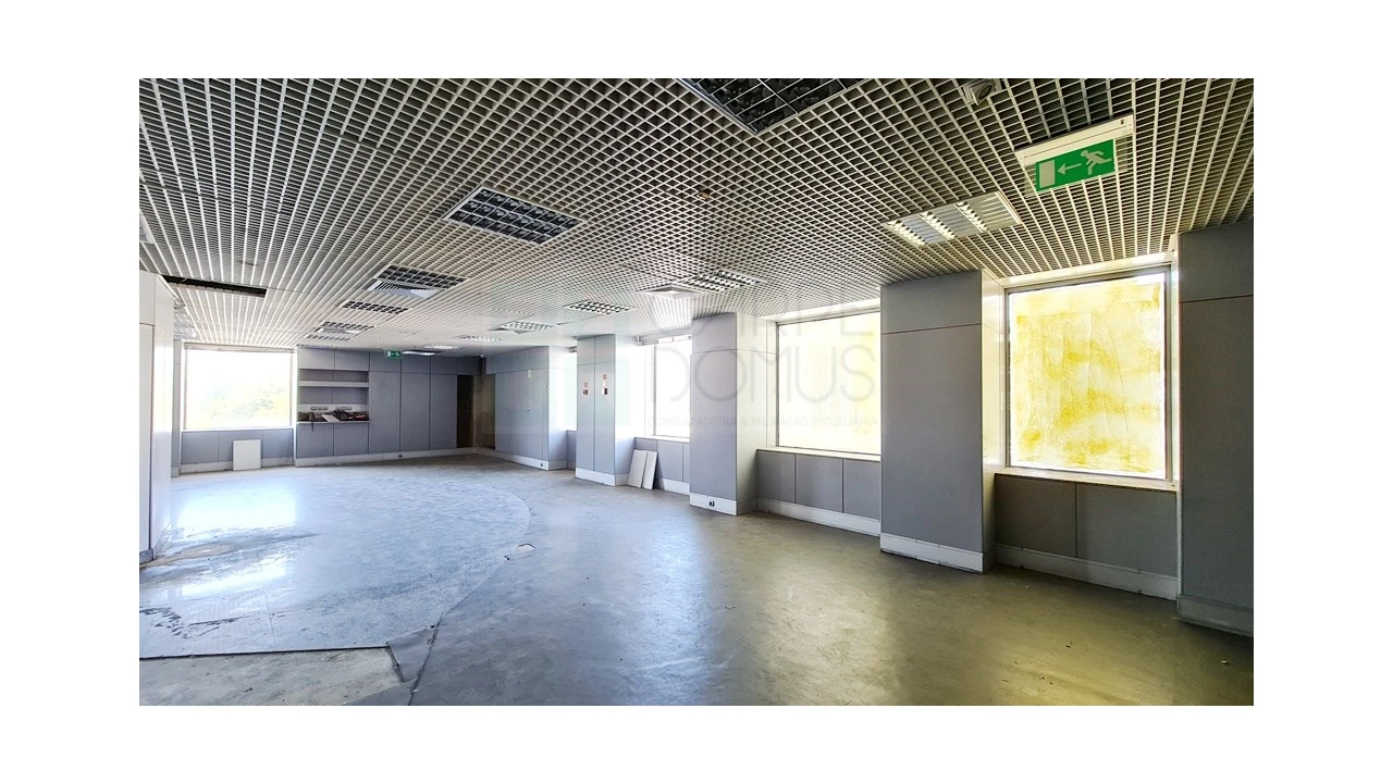 Loja para Venda em Amora Foto 10