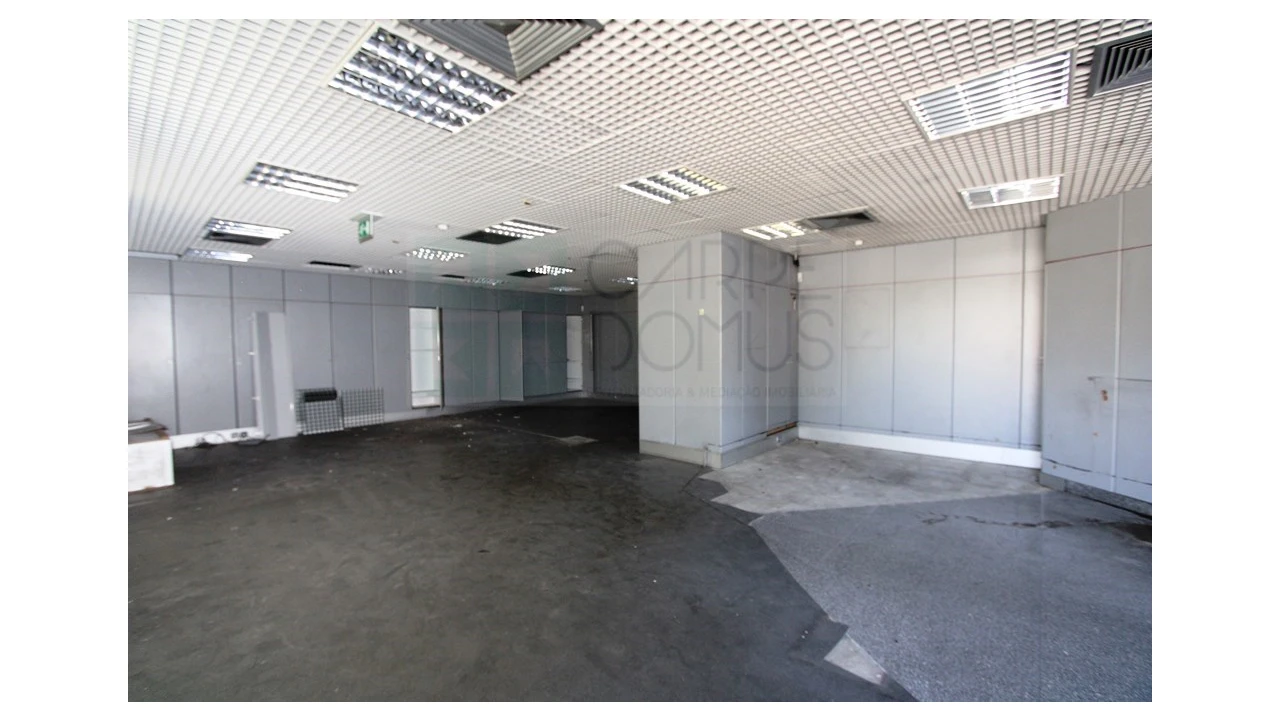 Loja para Venda em Amora Foto 14