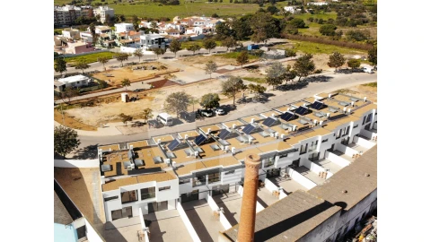 Moradia T3 para Venda em Quelfes