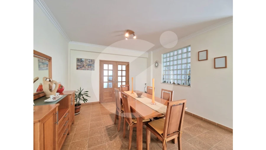 Moradia T4 para Venda em Moncarapacho e Fuseta Foto 9