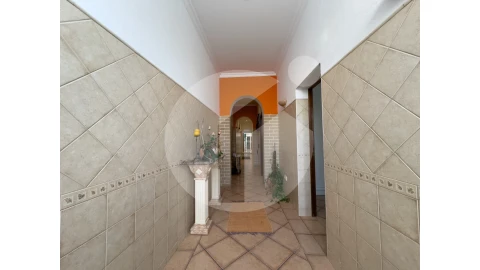 Moradia T3 para Venda em Olhão