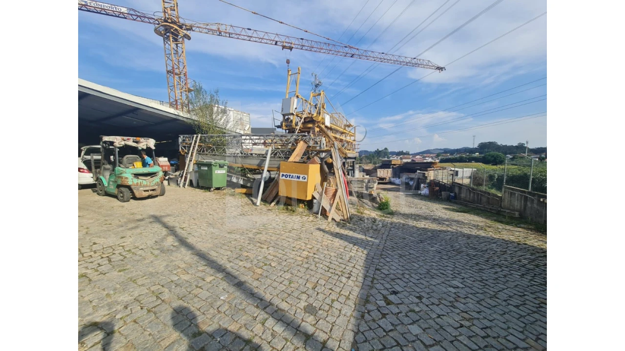 Armazém para Venda em Folgosa Foto 9