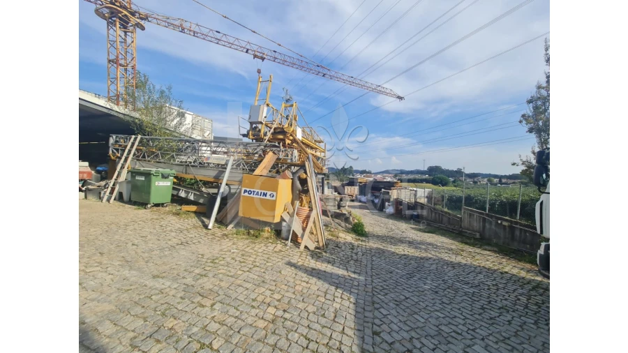 Armazém para Venda em Folgosa Foto 10