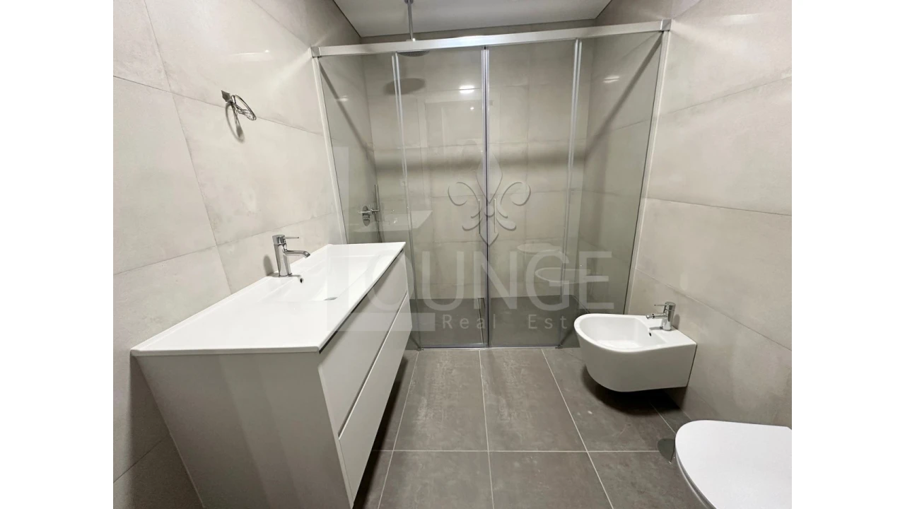 Apartamento T3 para Venda em Cedofeita, Santo Ildefonso, Sé, Miragaia, São Nicolau e Vitória Foto 15