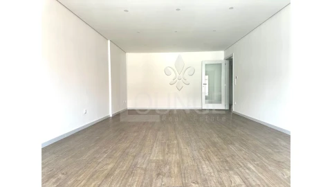 Apartamento T3 para Venda em Cedofeita, Santo Ildefonso, Sé, Miragaia, São Nicolau e Vitória