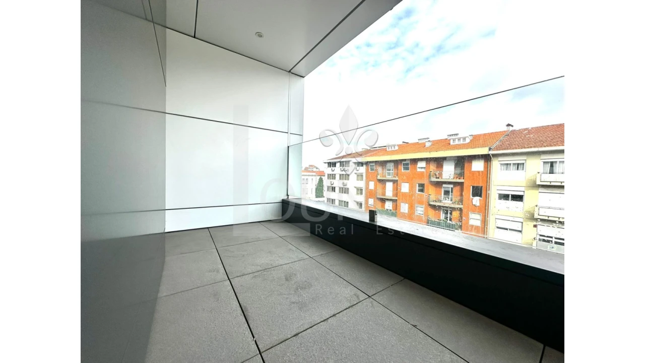 Apartamento T3 para Venda em Cedofeita, Santo Ildefonso, Sé, Miragaia, São Nicolau e Vitória Foto 6