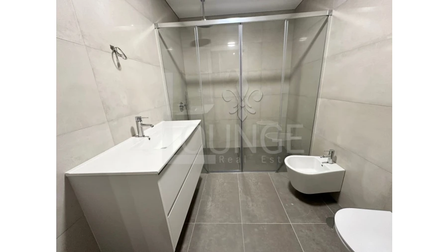 Apartamento T3 para Venda em Cedofeita, Santo Ildefonso, Sé, Miragaia, São Nicolau e Vitória Foto 16