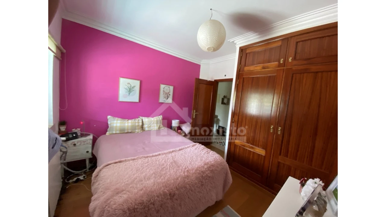 Moradia T5 para Venda em Castanheira de Pêra e Coentral Foto 22