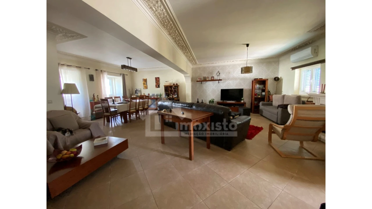 Moradia T5 para Venda em Castanheira de Pêra e Coentral Foto 8