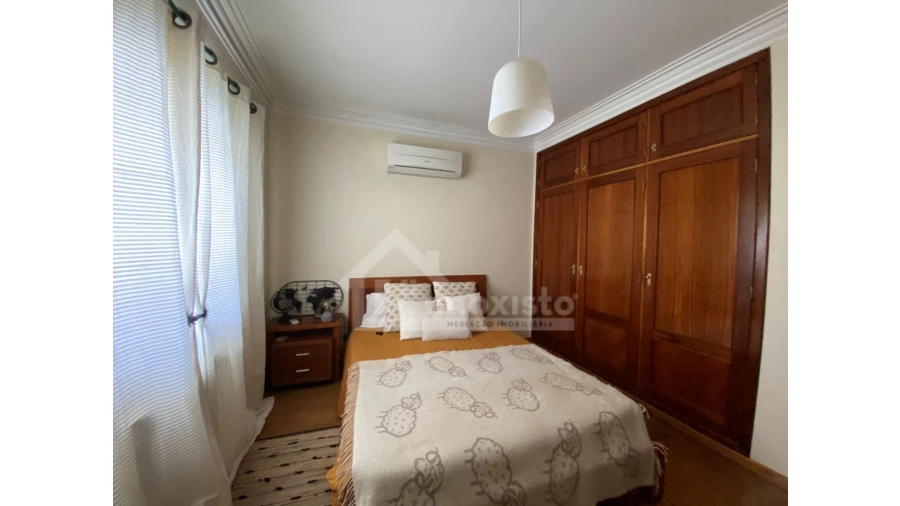 Moradia T5 para Venda em Castanheira de Pêra e Coentral Foto 16