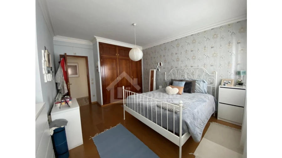 Moradia T5 para Venda em Castanheira de Pêra e Coentral Foto 18