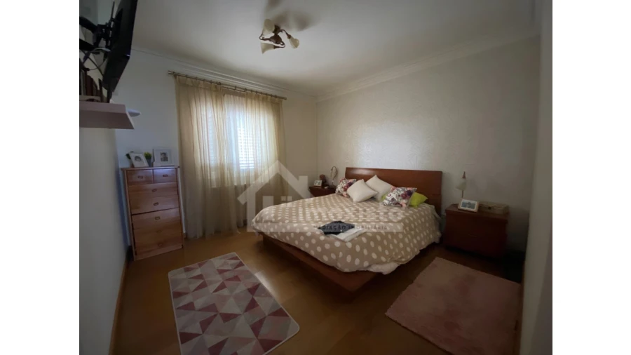 Moradia T5 para Venda em Castanheira de Pêra e Coentral Foto 23