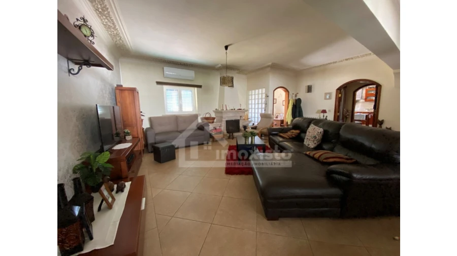 Moradia T5 para Venda em Castanheira de Pêra e Coentral Foto 6