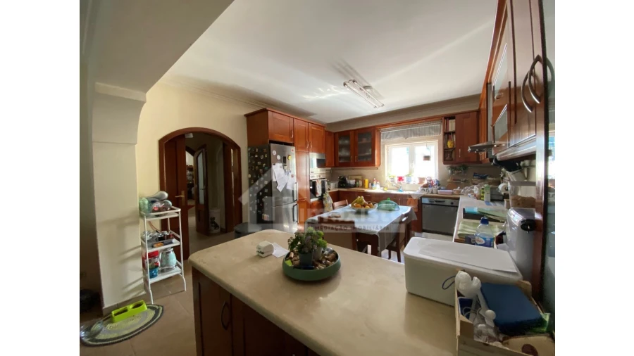 Moradia T5 para Venda em Castanheira de Pêra e Coentral Foto 12