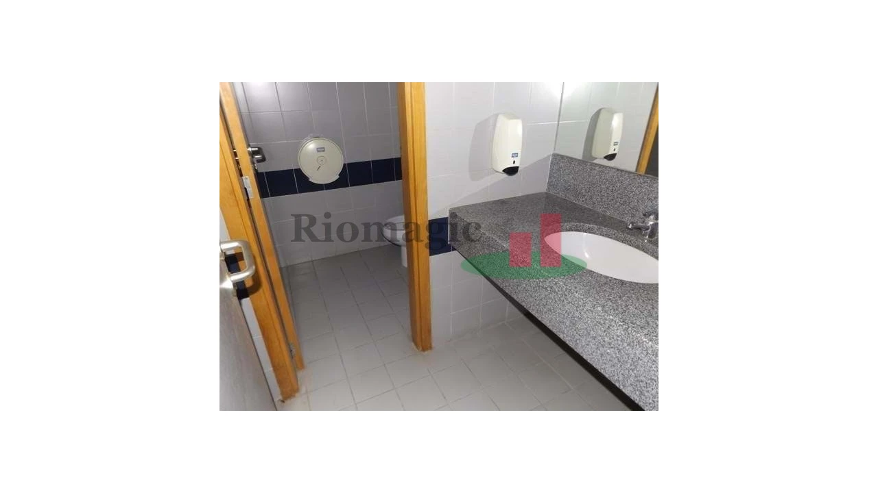 Loja para Venda em Amiais de Baixo Foto 5