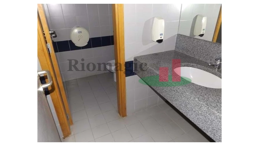 Loja para Venda em Amiais de Baixo Foto 5