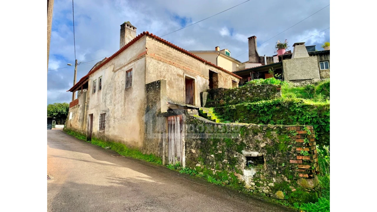 Moradia T2 para Venda em Vila Nova Foto 24