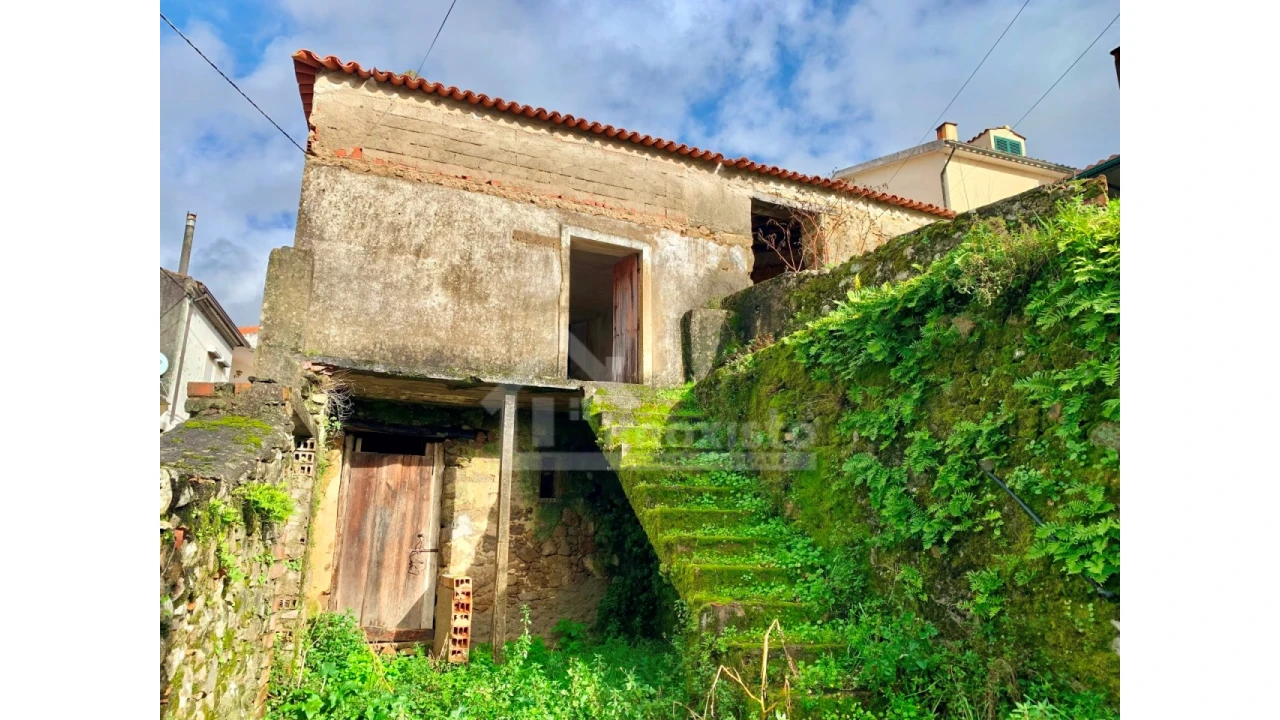 Moradia T2 para Venda em Vila Nova Foto 26