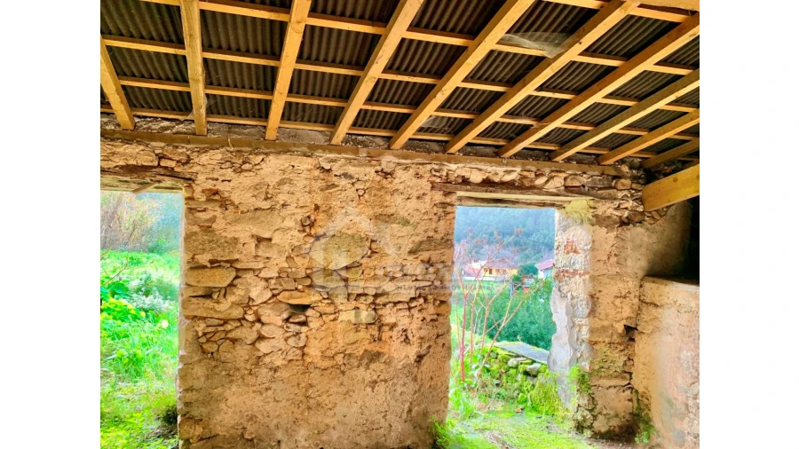 Moradia T2 para Venda em Vila Nova Foto 31